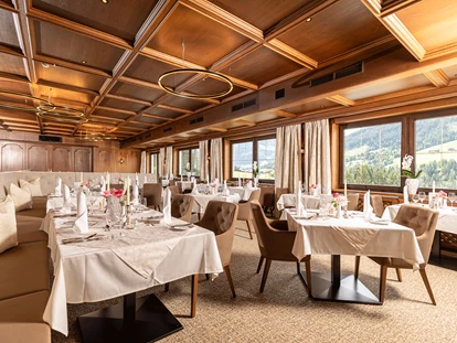 Luxusurlaub - Preisniveau: gehoben - Hötting - Stilvolles Restaurant im Genusshotel Der Alpbacherhof - Alpbacherhof****s - Mountain & Spa Resort
