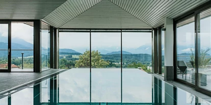 Luxusurlaub - Saunalandschaft: Infrarotkabine - Halsbach, Kreis Altötting - Infinity Pool - Romantik Spa Hotel Elixhauser Wirt