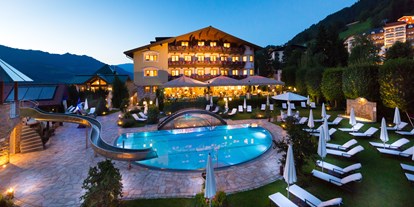 Luxusurlaub - Bettgrößen: Doppelbett - Lahn (Hallstatt) - Verwöhnhotel Berghof im Sommer - Hotel Berghof | St. Johann in Salzburg