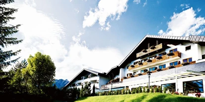 Luxusurlaub - Saunalandschaft: Biosauna - Schönberg im Stubaital - Berg Resort Seefeld