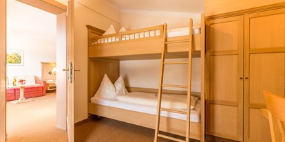 Luxusurlaub - Bettgrößen: Doppelbett - Reit im Winkl - extra Kinderzimmer - Landhotel Schermer