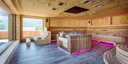 Luxusurlaub - Wellnessbereich - Großzügige Sauna - Hotel Post Lermoos