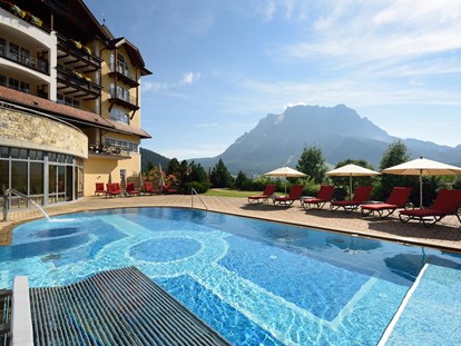 Luxusurlaub - Pools: Außenpool beheizt - Ried (Arzl im Pitztal) - Hotel Post im Sommer - Hotel Post Lermoos