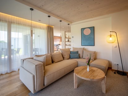 Luxusurlaub - Bettgrößen: Doppelbett - Frauenkirchen - Residenzen am See - parkside, Wohnzimmer - VILA VITA Pannonia