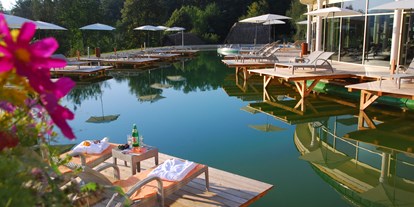 Luxusurlaub - Pools: Außenpool beheizt - Bad Tatzmannsdorf - Bio-Naturbadeteich - AVITA Resort****Superior