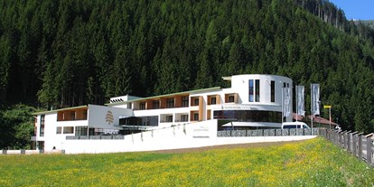 Luxusurlaub - Pools: Außenpool beheizt - Tirol - Hotel Zedern Klang