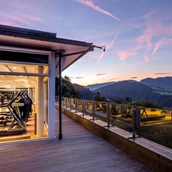 Luxusurlaub: Panorama-Fitnesswelt - Allgäu Sonne