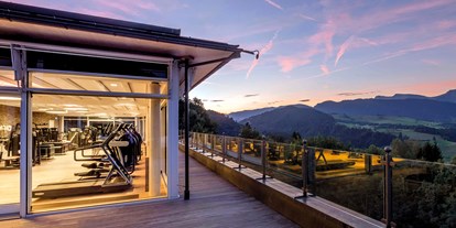 Luxusurlaub - Wellnessbereich - Panorama-Fitnesswelt - Allgäu Sonne