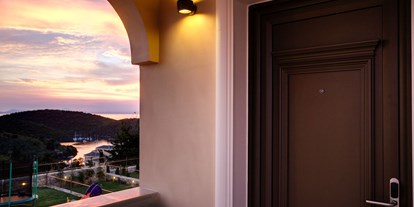 Luxusurlaub - Bettgrößen: Queen Size Bett - Griechenland - Superior Double Room Partial Sea View - Sivota Diamond Spa Resort