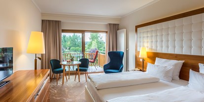 Luxusurlaub - Pools: Infinity Pool - Alle Zimmer mit Aussicht ins Grüne - Hotel & Spa Der Steirerhof Bad Waltersdorf