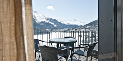Luxusurlaub - Saunalandschaft: Aromasauna - Sils/Segl Baselgia - Carlton Hotel, St. Moritz