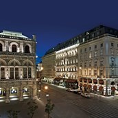 Luxushotel - Hotel Sacher Wien, Frontansicht - Hotel Sacher Wien