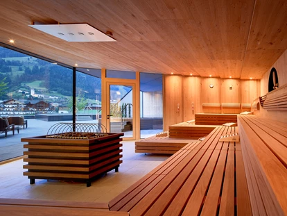Luxusurlaub - Bettgrößen: Doppelbett - Schwarzleo - Panorama Sauna - DAS EDELWEISS Salzburg Mountain Resort
