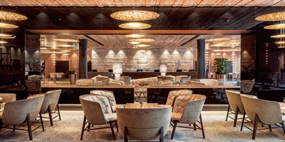 Luxusurlaub - Restaurant: Gourmetrestaurant - Alpin Lounge - DAS EDELWEISS Salzburg Mountain Resort