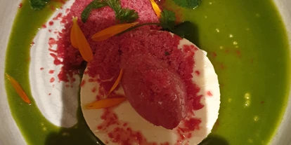 Luxusurlaub - Klassifizierung: 4 Sterne S - Barndorf - Dessert von der 2 Haubenküche - Romantikresort Bergergut