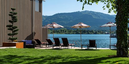 Luxusurlaub - Wellnessbereich - Feuersang - Garten & Bootshaus - Cortisen am See