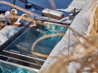 Luxusurlaub - Pools: Infinity Pool - Kössen - die HOCHKÖNIGIN - Mountain Resort
