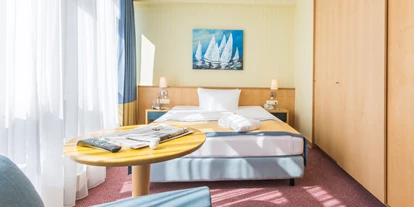 Luxusurlaub - Bettgrößen: King Size Bett - Vorbeck - Einzelzimmer - Strand-Hotel Hübner