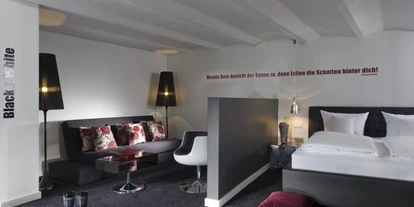 Luxusurlaub - Sauna - Dohr - Lifestyle-Suite "Black and White" - Romantik Jugendstilhotel Bellevue