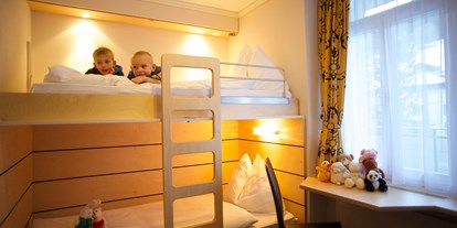 Luxusurlaub - Bettgrößen: King Size Bett - Thun - Familienzimmer Mettenberg, Kinderzimmer, Hotel Belvedere Grindelwald - Belvedere Swiss Quality Hotel Grindelwald