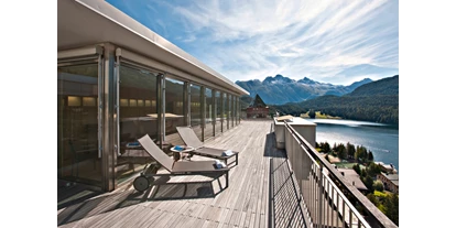 Luxusurlaub - Bettgrößen: Queen Size Bett - Schweiz - Sonnenterrasse - Hotel Schweizerhof