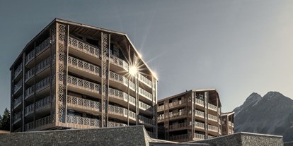 Luxusurlaub - Saunalandschaft: Dampfbad - Graubünden - Aussenansicht - Valsana Hotel Arosa