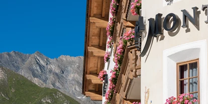 Luxusurlaub - Umgebungsschwerpunkt: am Land - See (Kappl, See) - Aussenbild Sommer - Relais & Châteaux Chasa Montana