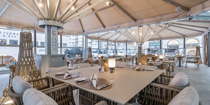 Luxusurlaub - Bar: Hotelbar - Galtür - Terrasse La Pasta - Relais & Châteaux Chasa Montana