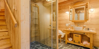 Luxusurlaub - Sauna - Kötzing - Troadkasten Badezimmer - Almdorf Seinerzeit 