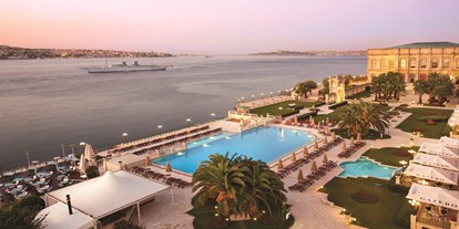 Luxusurlaub - Pools: Außenpool beheizt - Marmara - Ciragan Palace Kempinski  - Çirağan Palace Kempinski Istanbul