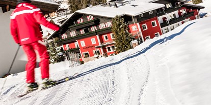 Luxusurlaub - Parkplatz: kostenlos beim Hotel - Trentino-Südtirol - Hotel Alpenroyal