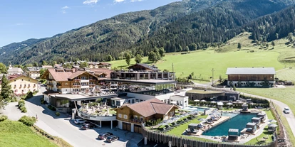 Luxusurlaub - Saunalandschaft: finnische Sauna - Turrach - Alpin Life Resort Lürzerhof
