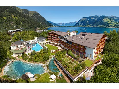 Luxusurlaub - Saunalandschaft: Außensauna - Zell am See-Kaprun - Hotel SALZBURGERHOF - Wellness-, Golf- & Genießerhotel Salzburgerhof