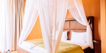 Luxusurlaub - Bettgrößen: Doppelbett - Burgenland - Panorama Suite - St. Martins Therme & Lodge