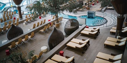 Luxusurlaub - Pools: Schwimmteich - Österreich - Thermenatrium - St. Martins Therme & Lodge