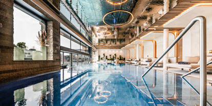 Luxusurlaub - Pools: Infinity Pool - Quellenhof See Lodge - Adults only