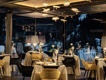 Luxusurlaub - Pools: Innenpool - Völlan/Lana - Das Restaurant der Maison  - Alpin Garden Luxury Maison & Spa