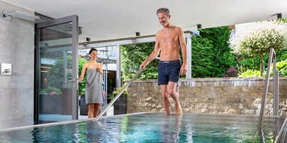 Luxusurlaub - Pools: Innenpool - Tauchbecken im Wellness & Naturresort Reischlhof - Wellness & Naturresort Reischlhof **** Superior 