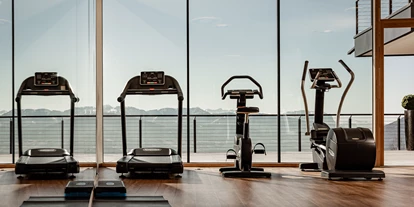 Luxusurlaub - Sen Jan di Fassa - Fitnessraum Panoramahotel Huberhof - Panoramahotel Huberhof****s
