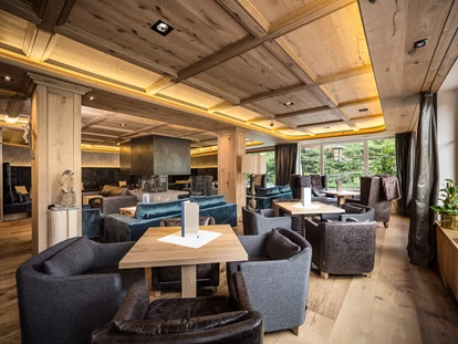 Luxusurlaub - Sen Jan di Fassa - Hotel im Inneren - Granbaita Dolomites