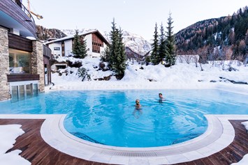 Luxushotel: Schwimmbad Außen - Granbaita Dolomites