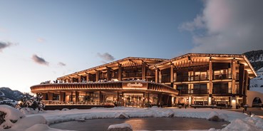 Luxusurlaub - Sauna - Hotel Granbaita Dolomites Außenansicht - Granbaita Dolomites