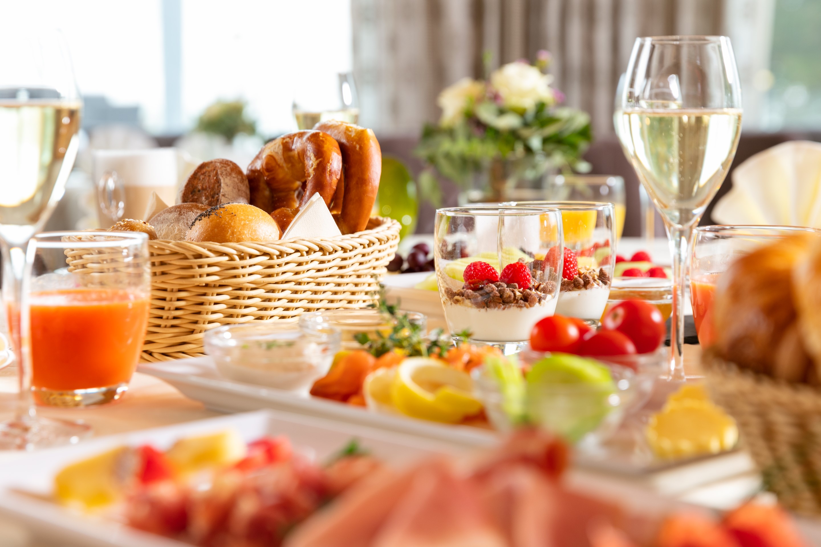 Luxushotel: Abwechslungsreiches Frühstücksbuffet - Hanusel Hof Golf & Wellness Hotel