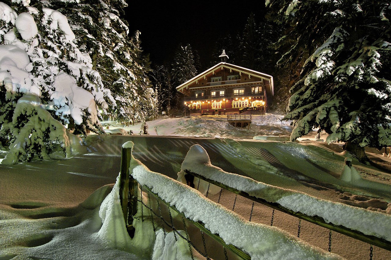 Hotel Arlmont Ausflugsziele Heimat Museum St. Anton am Arlberg 
