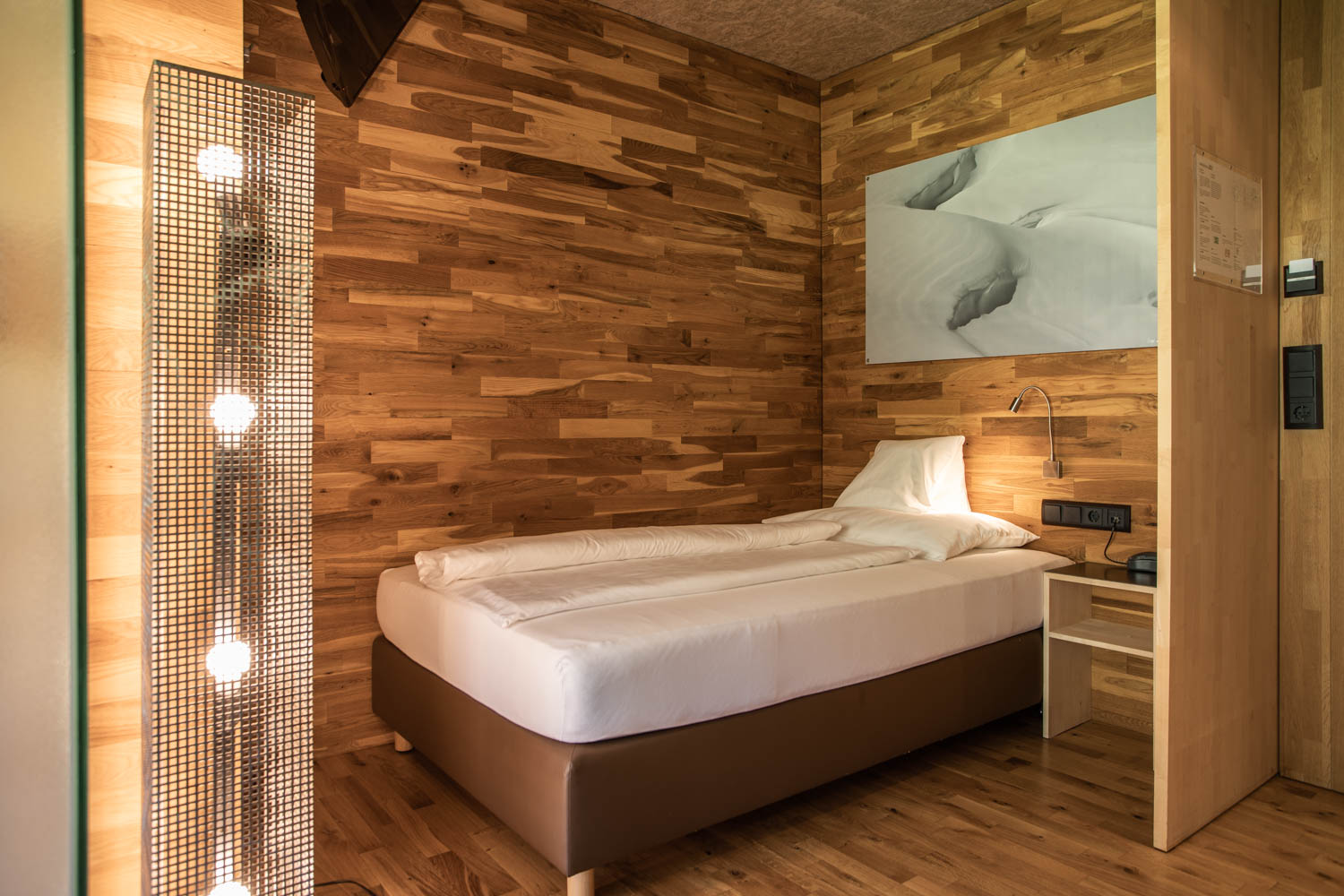 Hotel Arlmont Zimmerkategorien Einzelzimmer Bergblick und Balkon