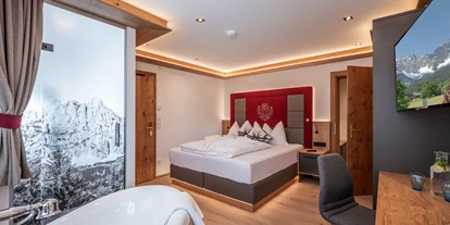 Luxusurlaub - Bar: Poolbar - Wellnessresort Seiwald