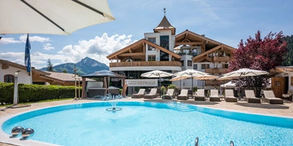 Luxusurlaub - Bar: Poolbar - Wellnessresort Seiwald
