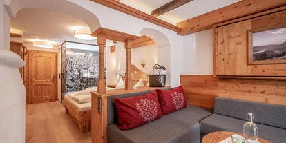 Luxusurlaub - Bar: Poolbar - Wellnessresort Seiwald