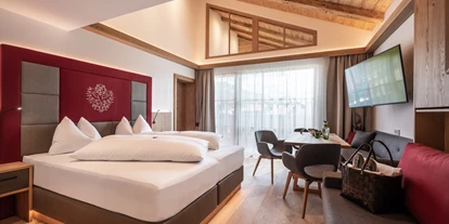 Luxusurlaub - Bar: Poolbar - Wellnessresort Seiwald