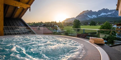 Luxusurlaub - Bar: Poolbar - Wellnessresort Seiwald
